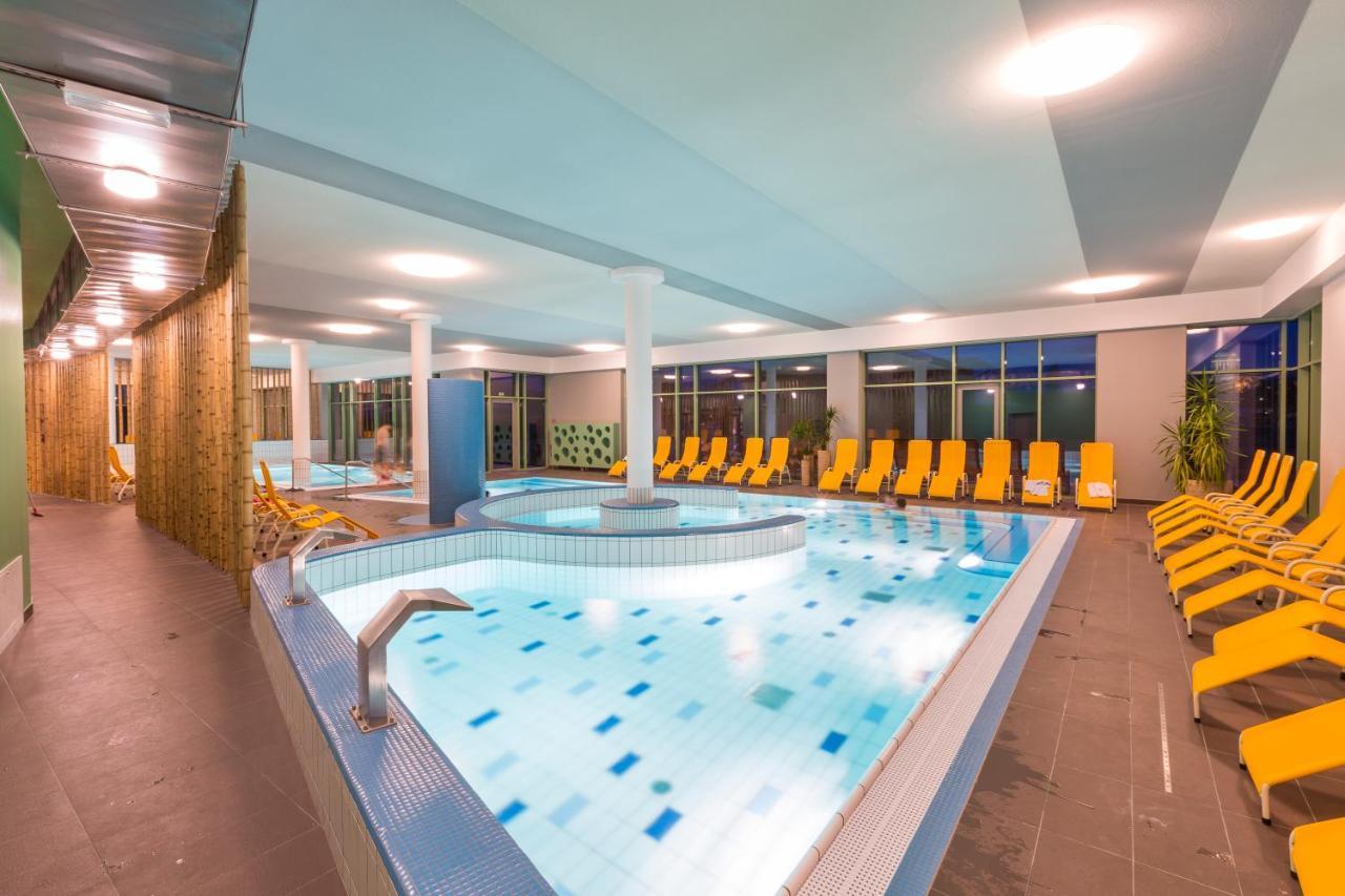 Wellness Hotel Thermal Štúrovo Екстериор снимка