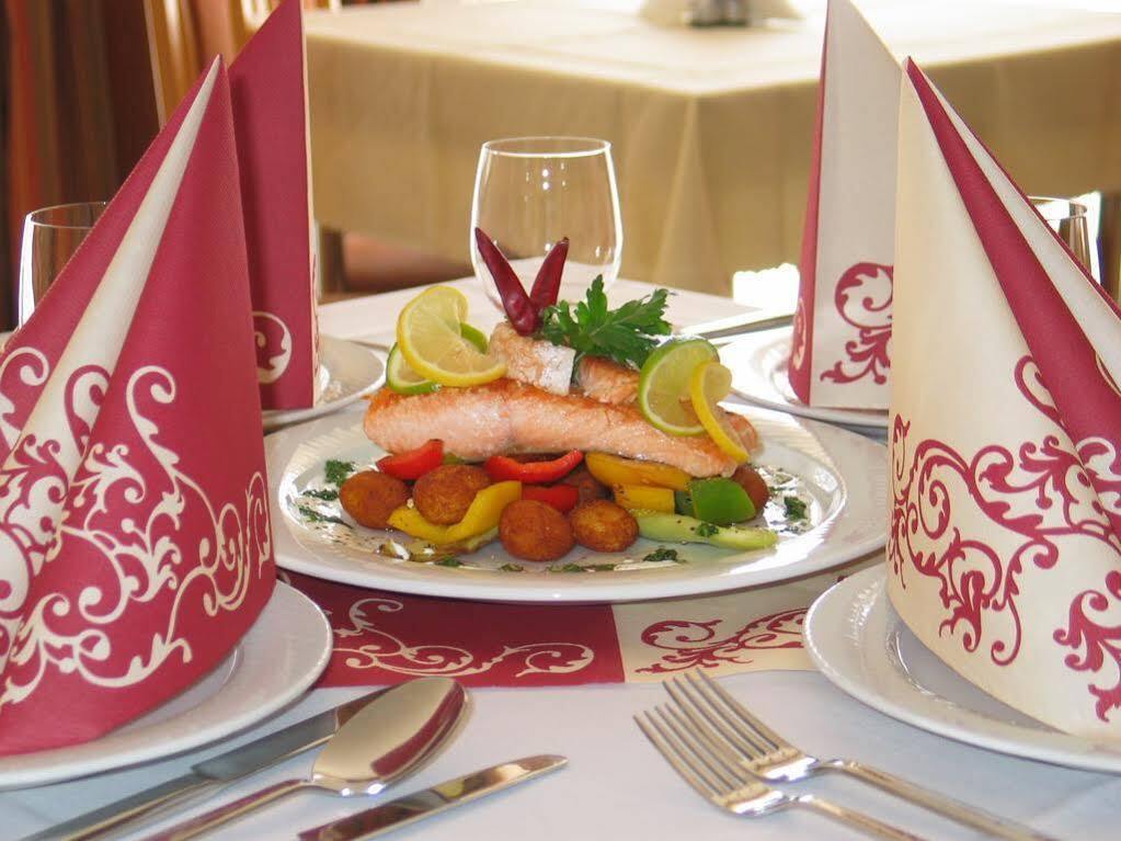 Wellness Hotel Thermal Štúrovo Екстериор снимка